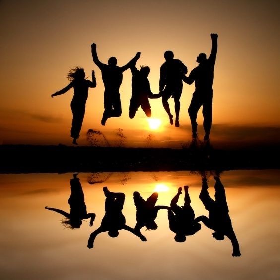 Friendship Day 2025: 100+ Friendship Day Captions for Instagram: Funny, Heartfelt & Aesthetic Lines for Your Besties