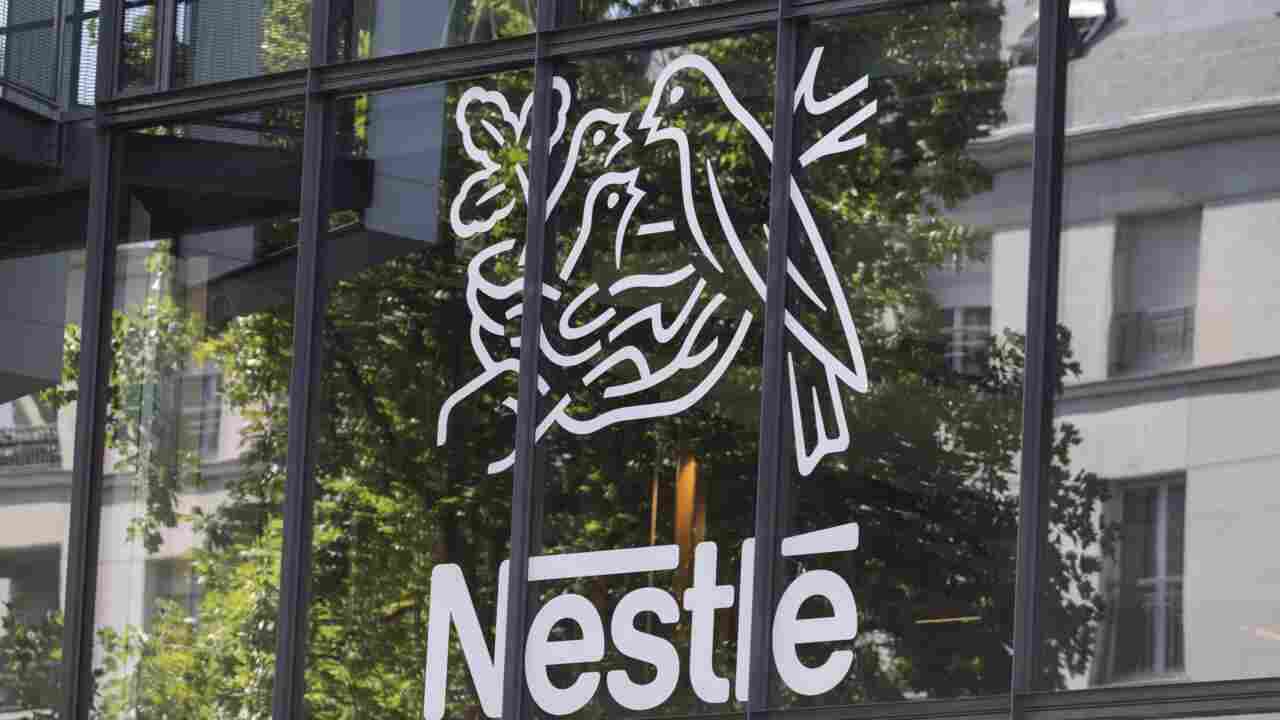 Nestle’s Chairman Paul Bulcke Steps Down Early; Pablo Isla Named New Chairman