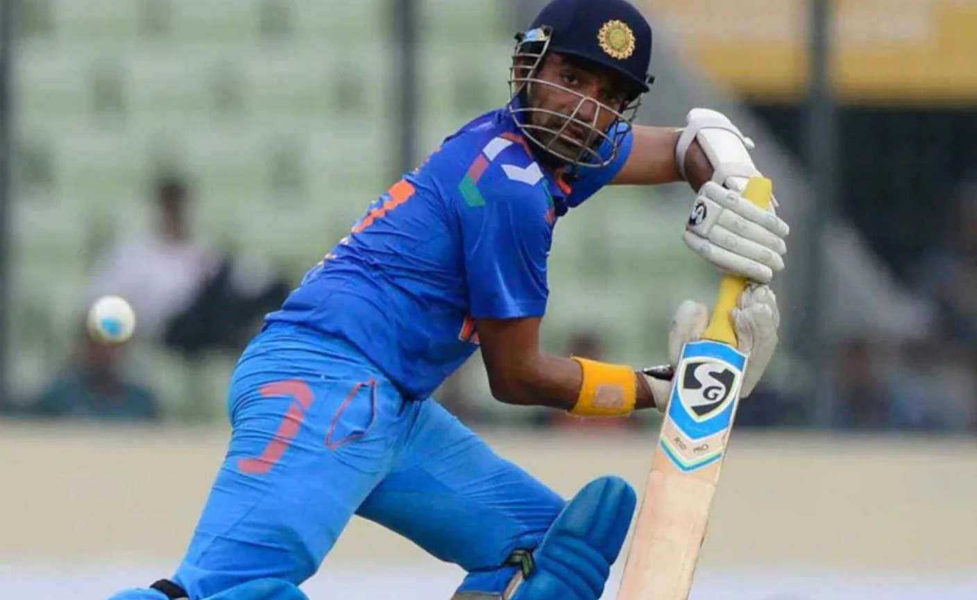Ex-Cricketer Robin Uthappa Appears Before ED in 1xBet Online Betting App Case