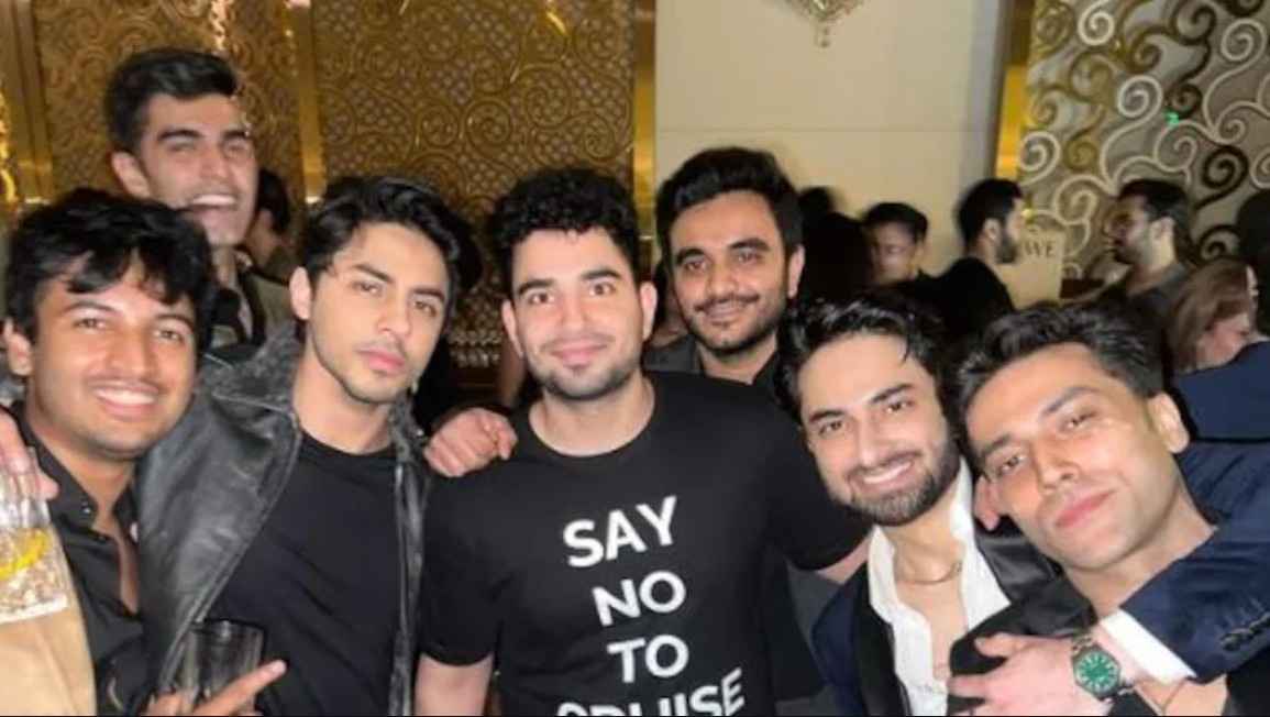 Samay Raina Poses With Aryan Khan Wearing "Say No To Cruise" T-Shirt