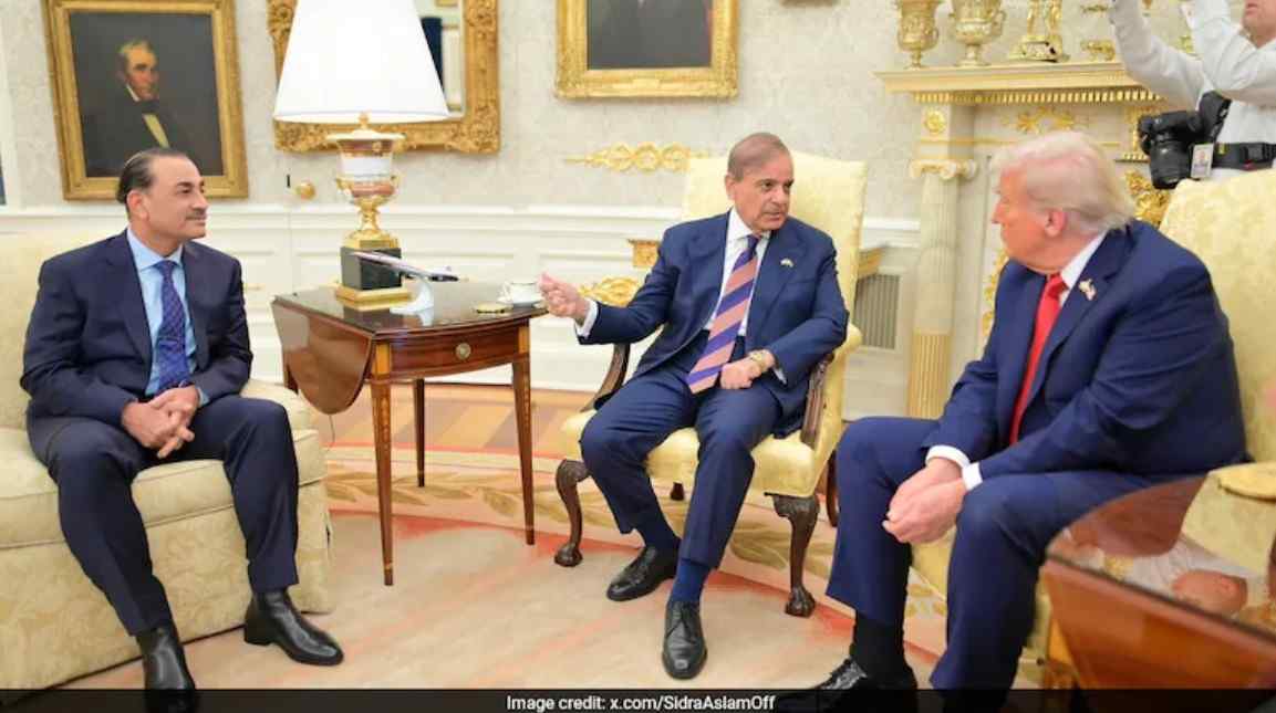 Trump Praises Pakistan’s PM Shehbaz Sharif & Army Chief Asim Munir for Backing Gaza Peace Plan