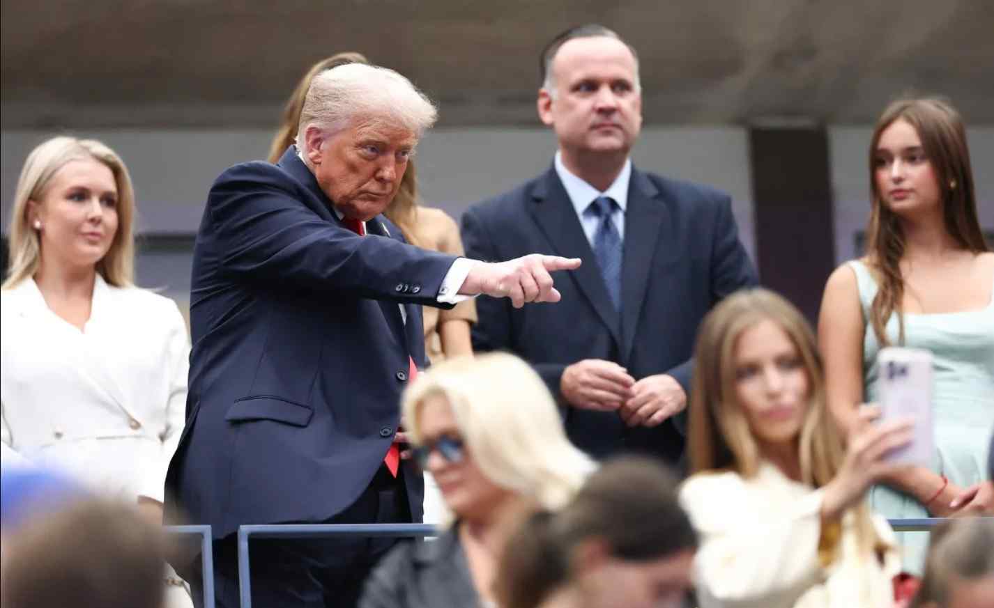 US Open Final Delayed for Trump — Fans Boo, Blame 'Selfish' Disruption